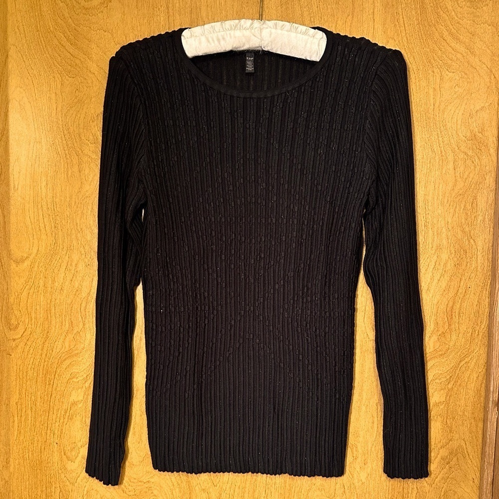 White House Black market ribbed sweater with metallic detailing size XXSP